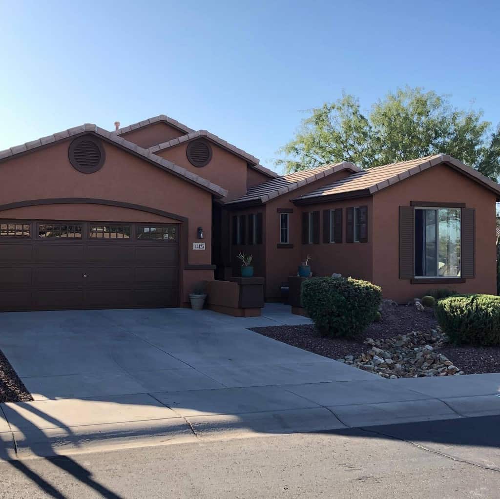 maintain stucco