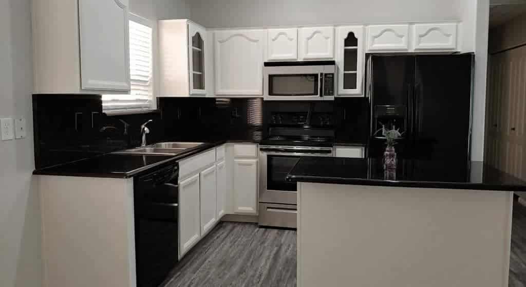 black and white kitchen cabinets